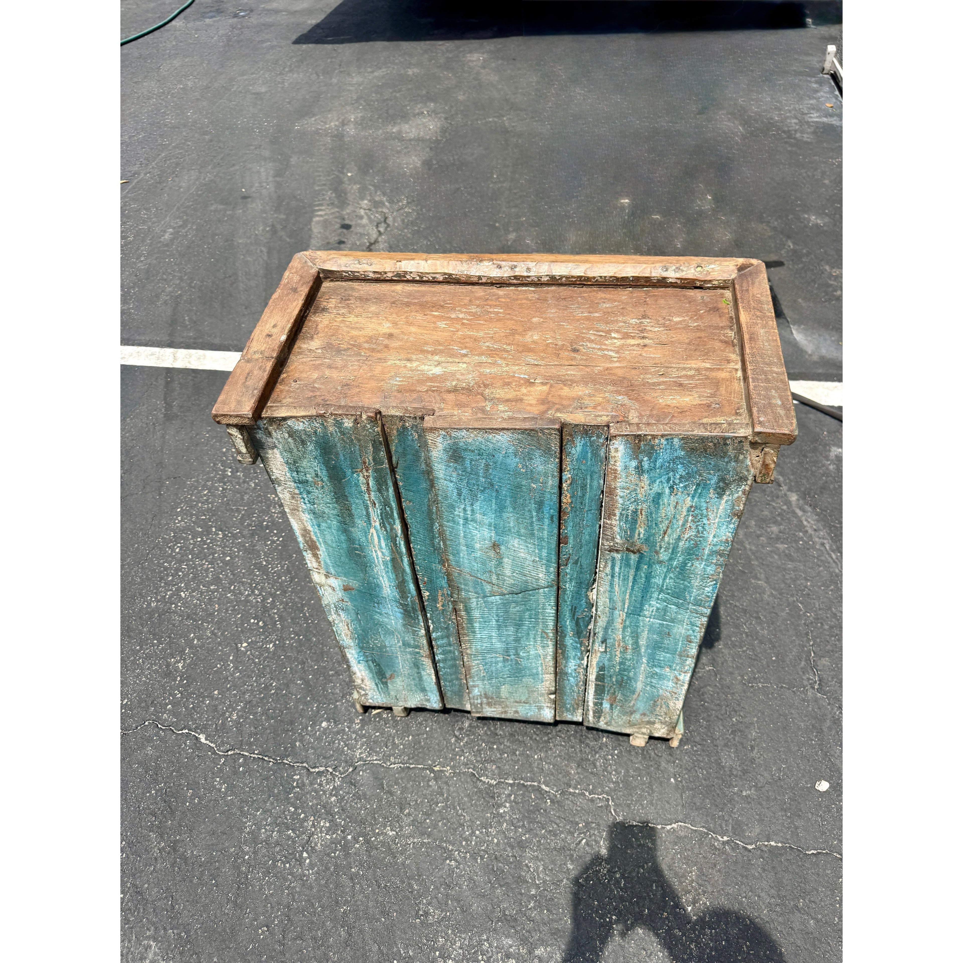 W/D Cabinet - 27 x 15 x 24 in India Sourcing