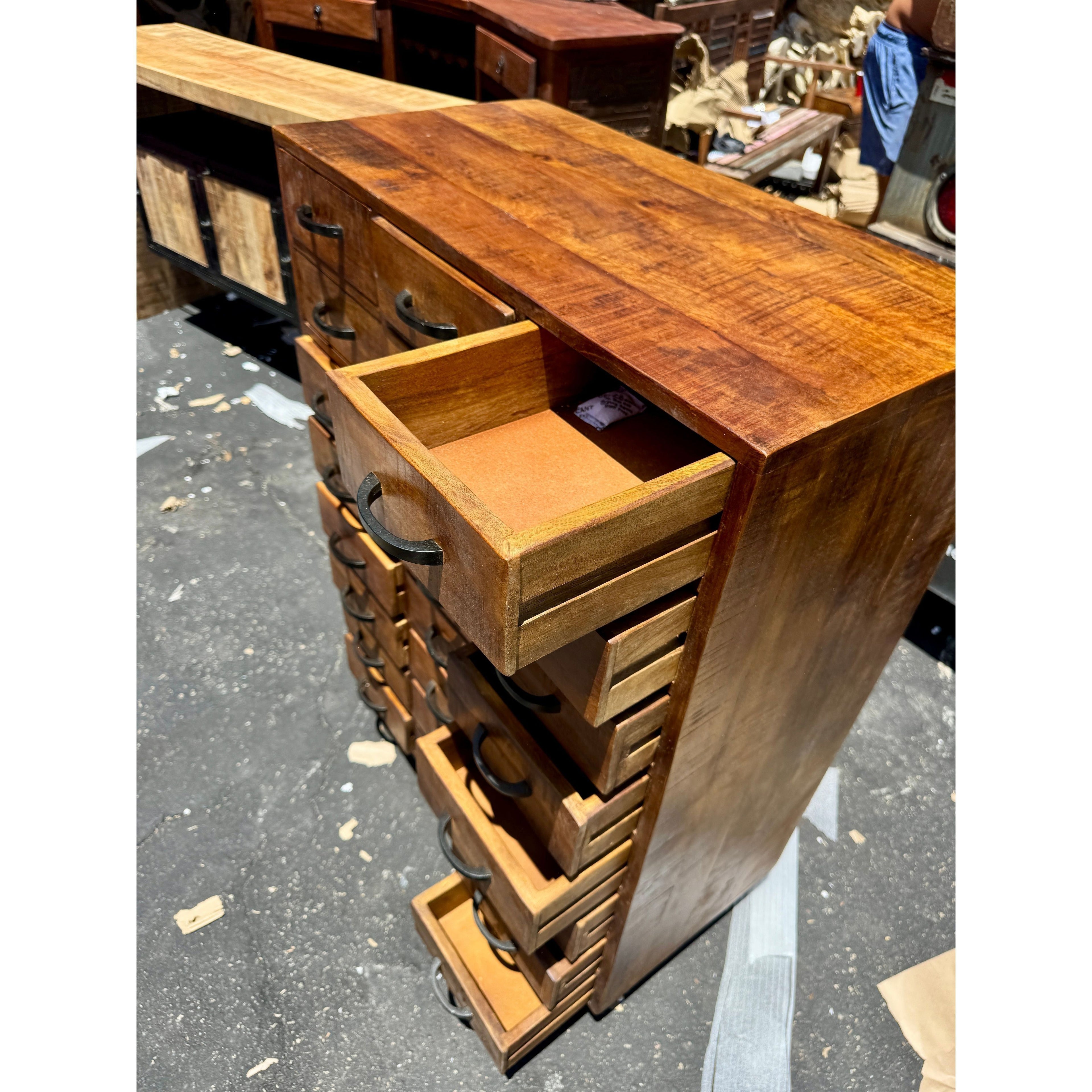 W/D Drawer Chest - 31 x 17 x 43 in India Sourcing