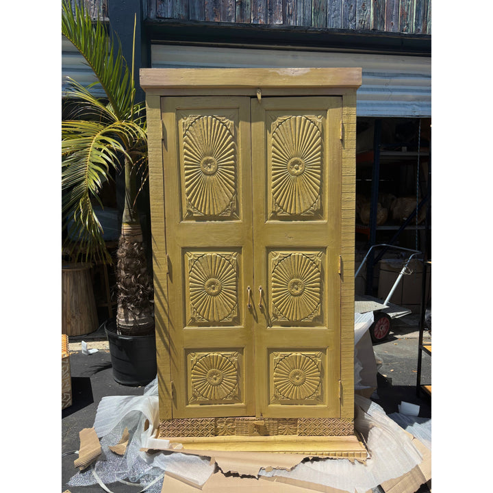 W/D Big Almirah - 49 x 19 x 87 in India Sourcing