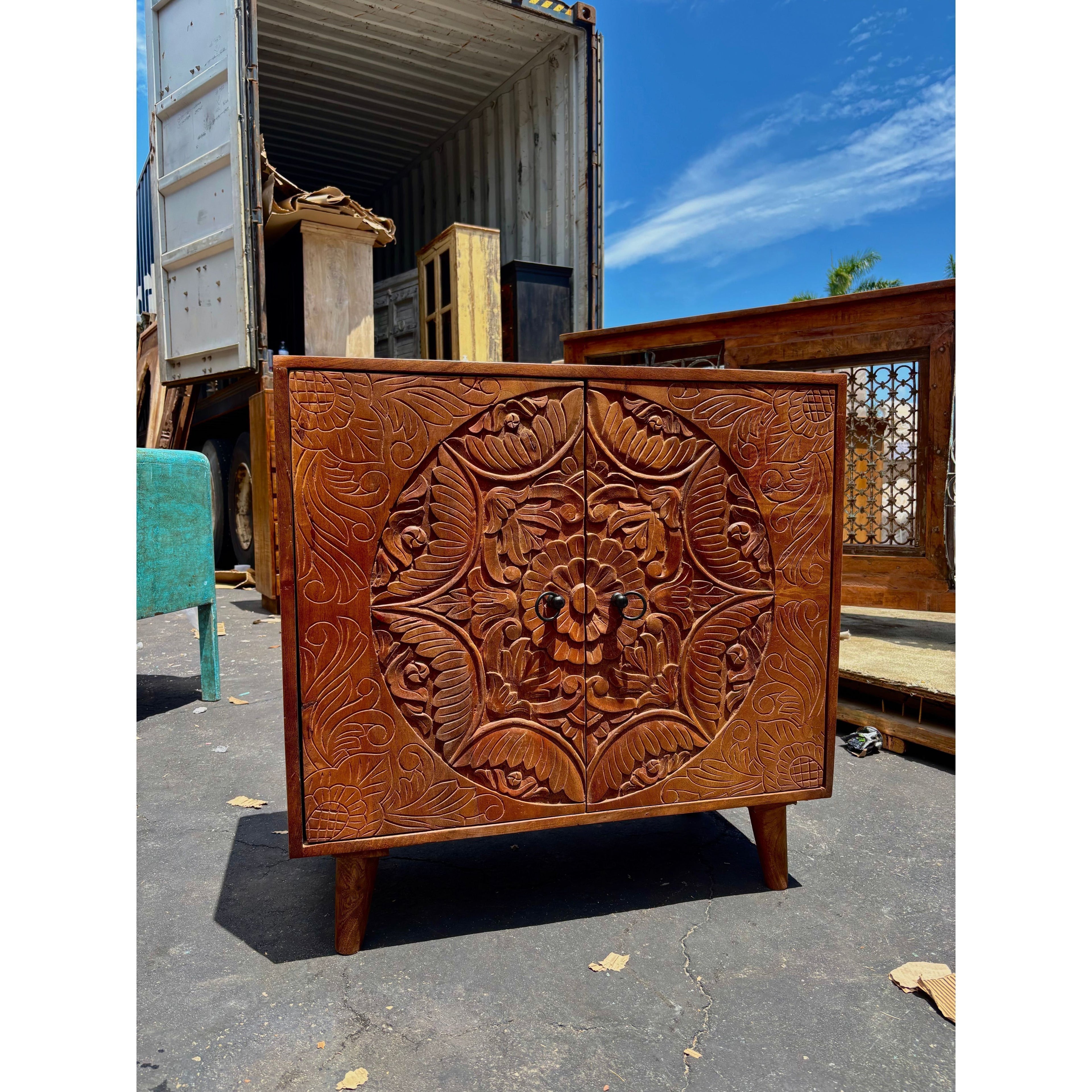 W/D Side Board - 31 x 16 x 31 in India Sourcing
