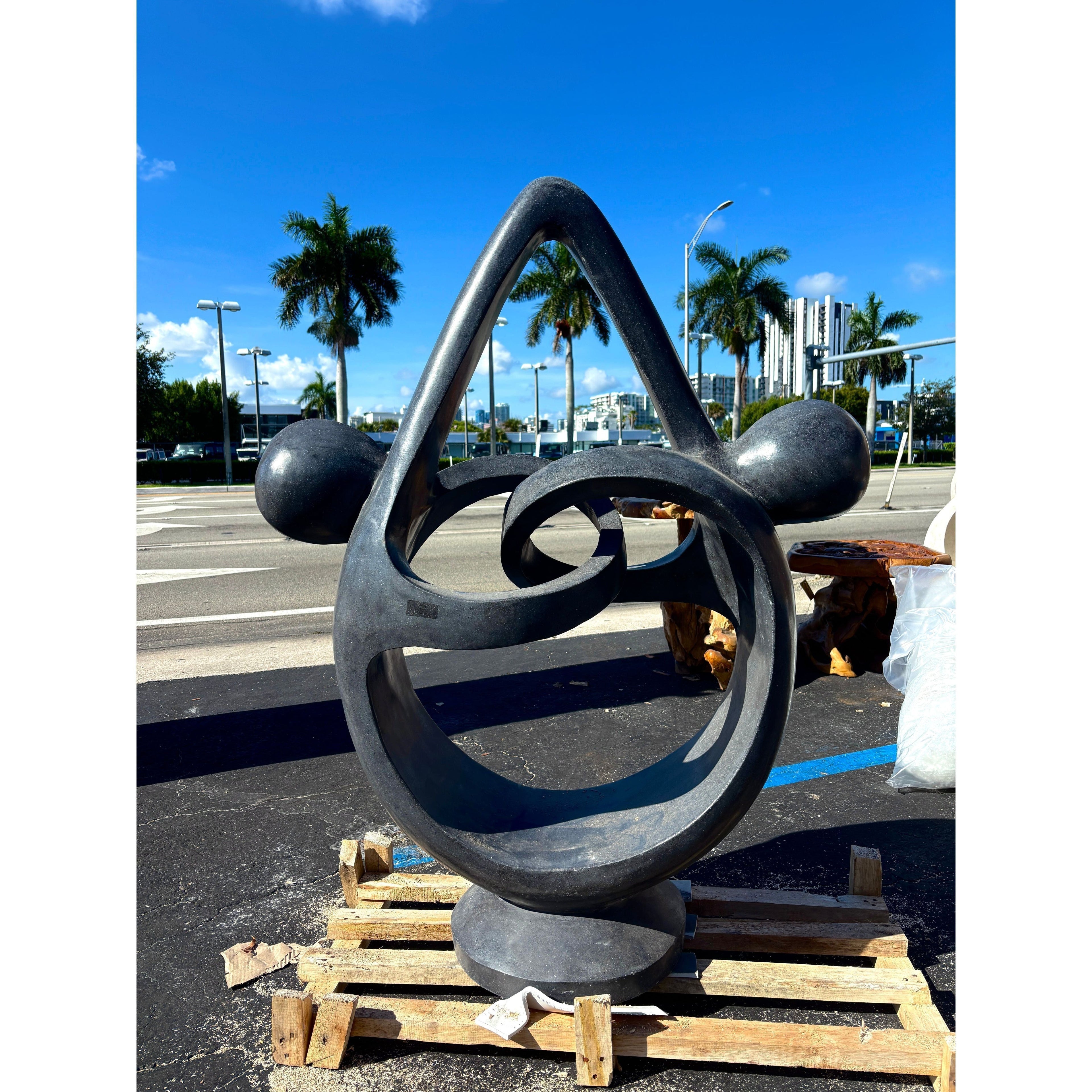 Art Work Lovers Sculpture – Terazzo Indonesia Sourcing