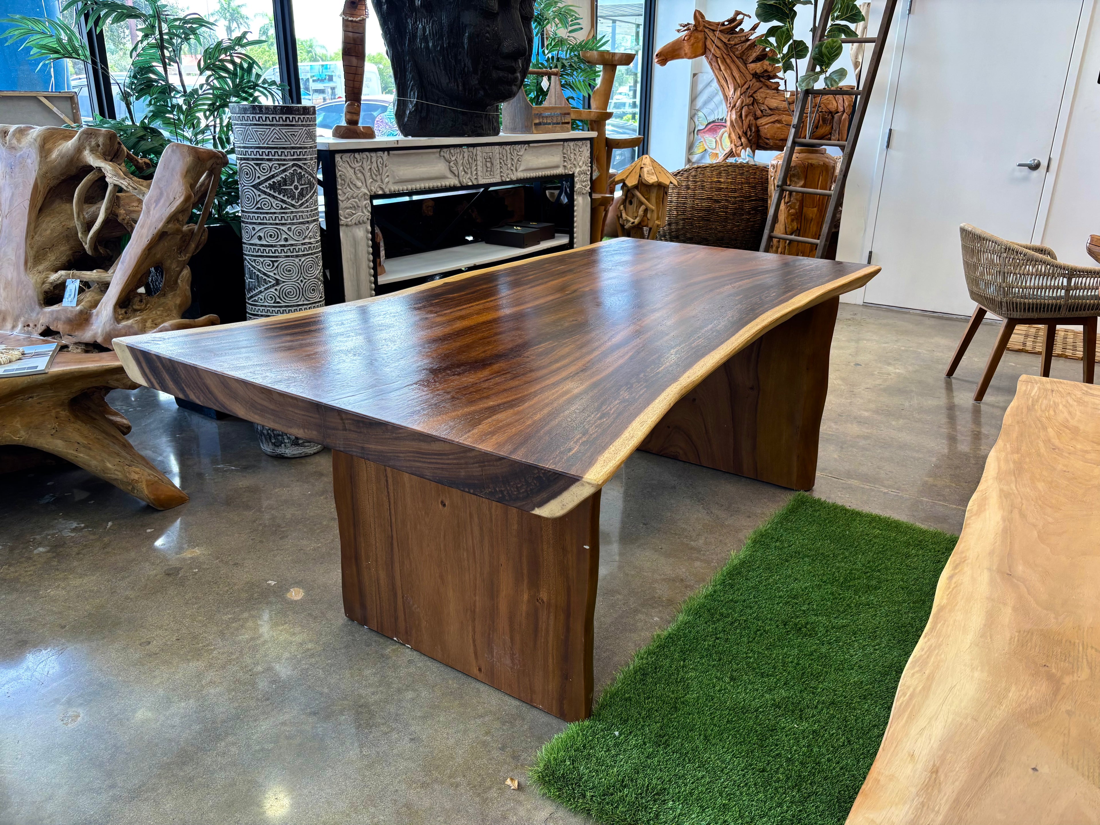 SUAR DINING TABLE (E) Anteak
