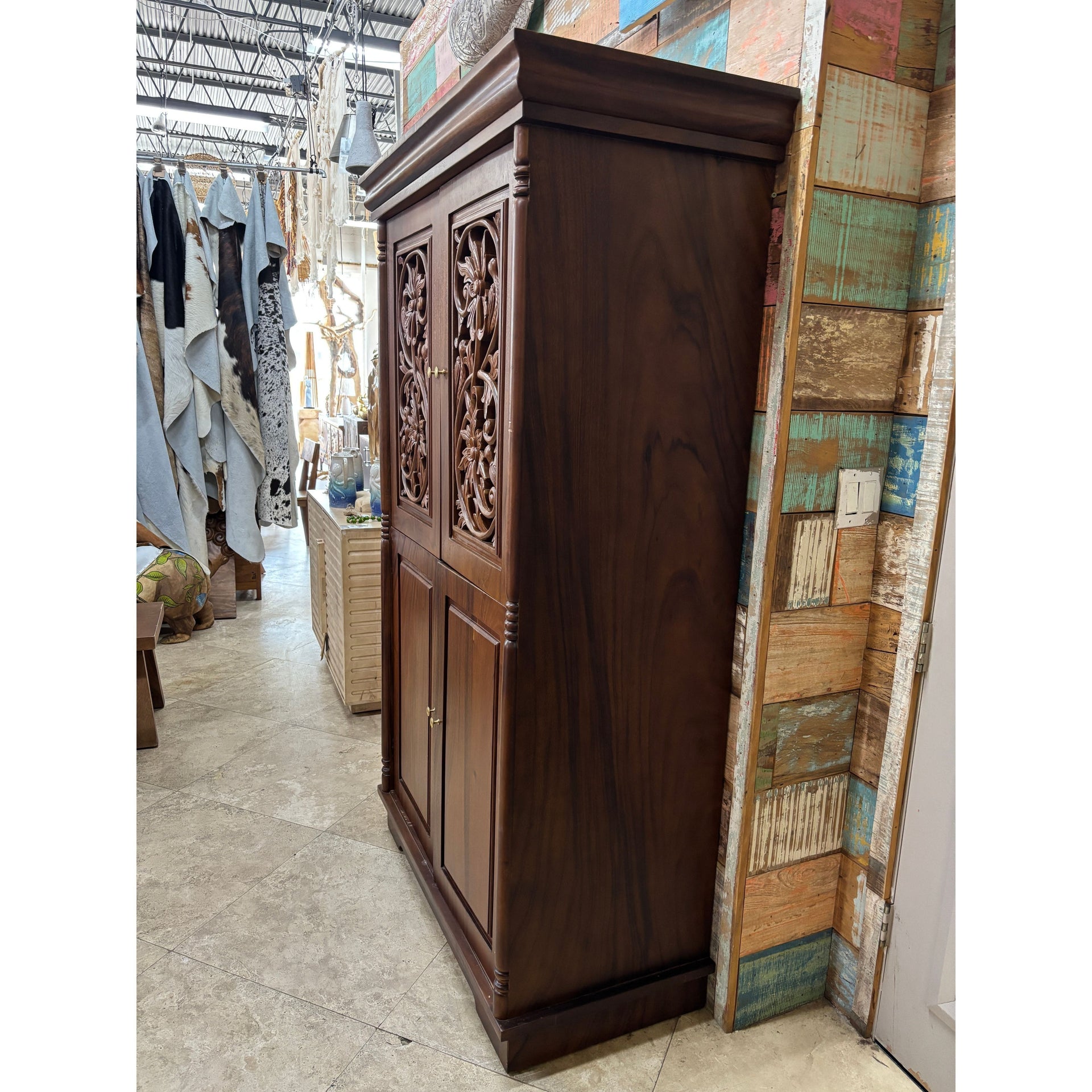 Bali Armoire Anteak
