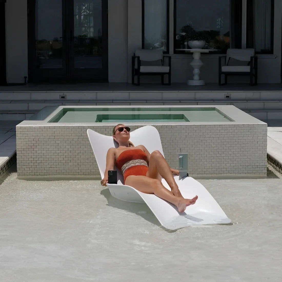 Wave in Pool Chaise Chair Pelican reef