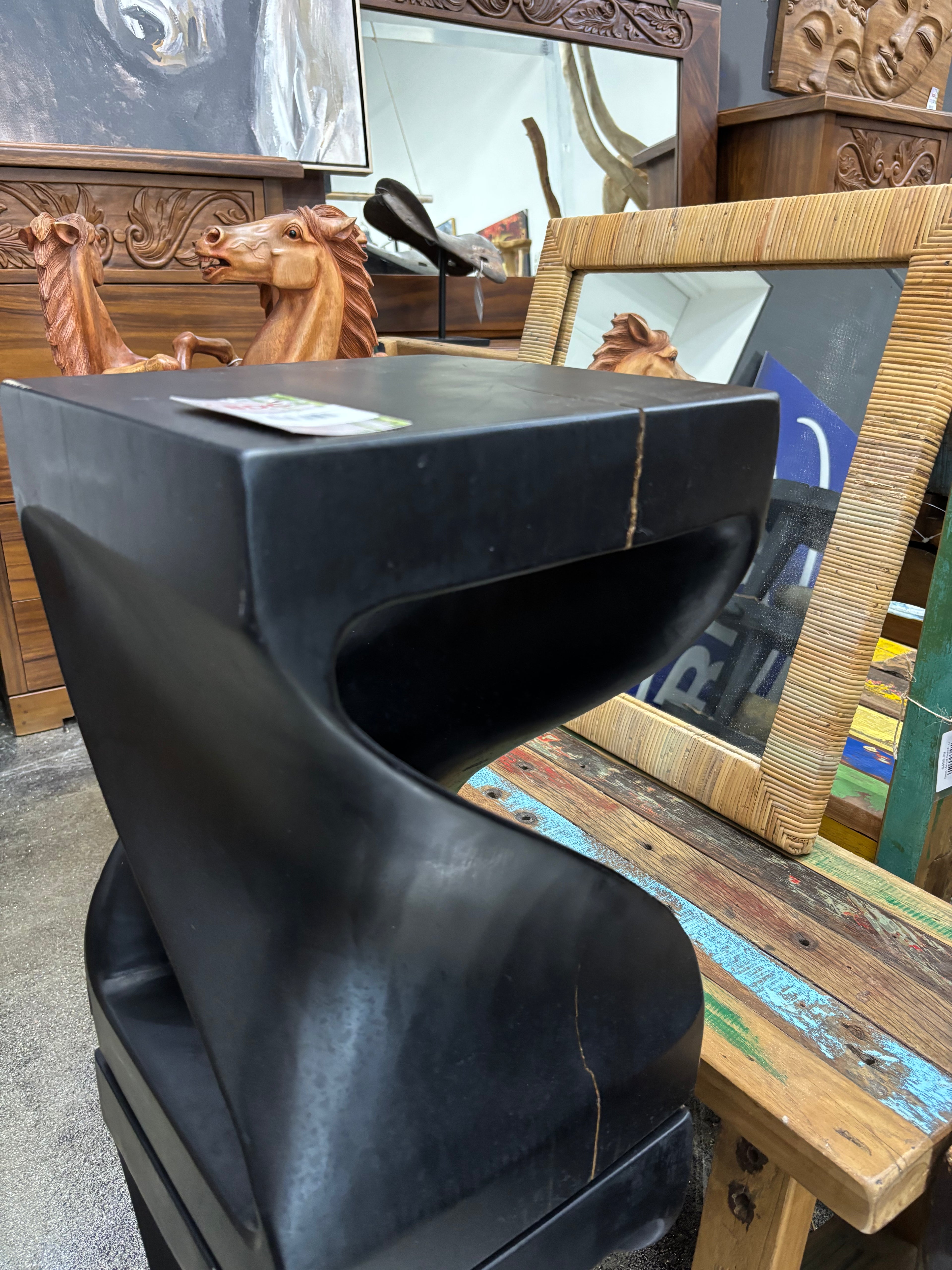 SUAR TWIST STOOL BURN FINISH Anteak