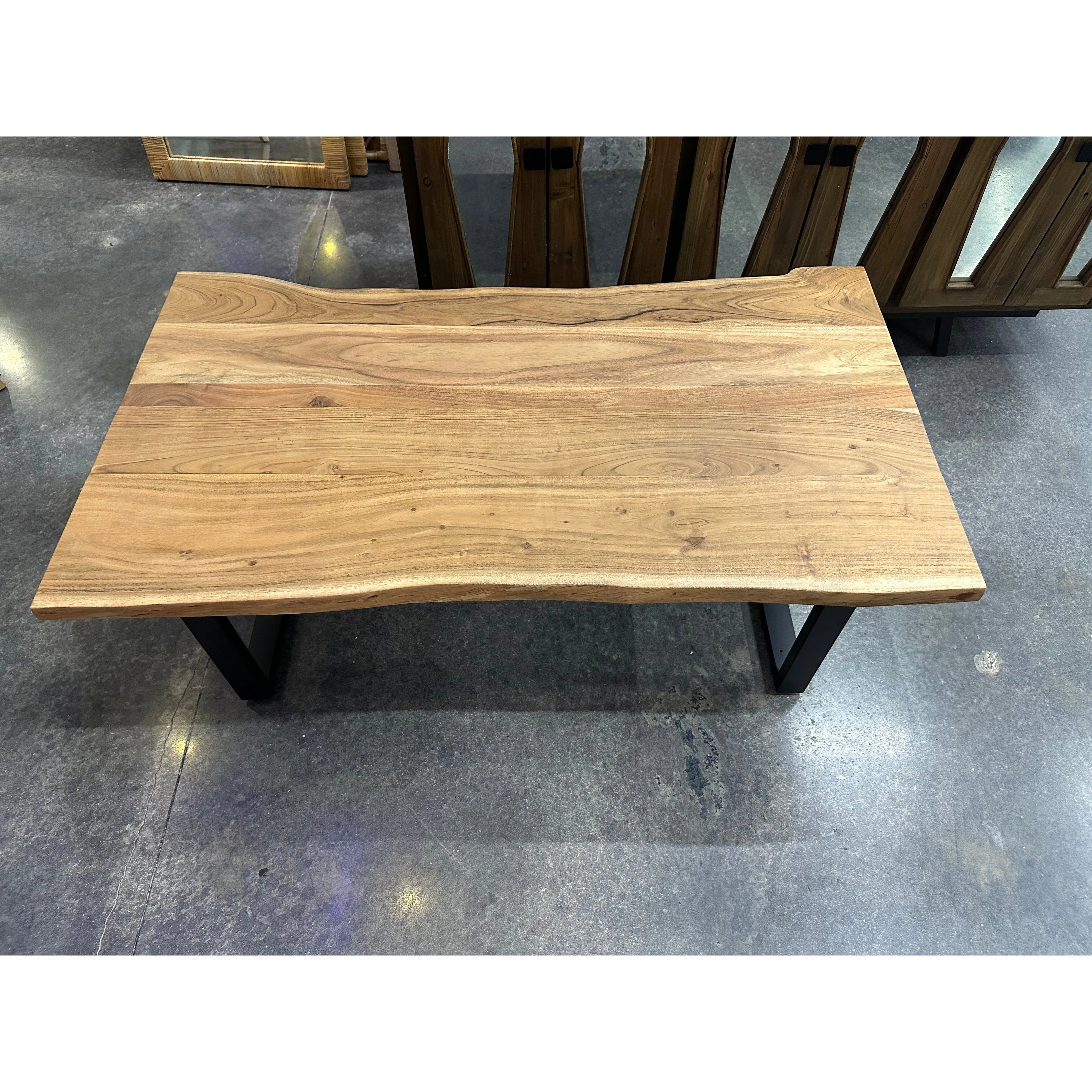 Dakota Coffee Table Primitive Collection