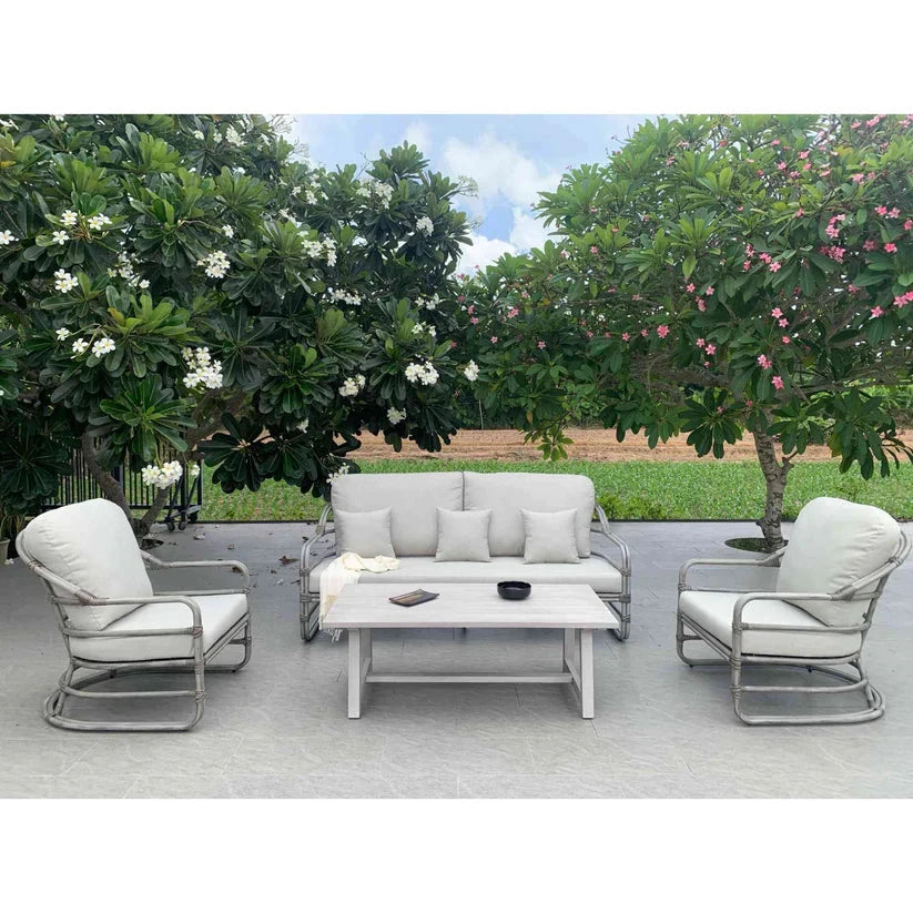 Dove 4-Piece Outdoor Set Panama Jack