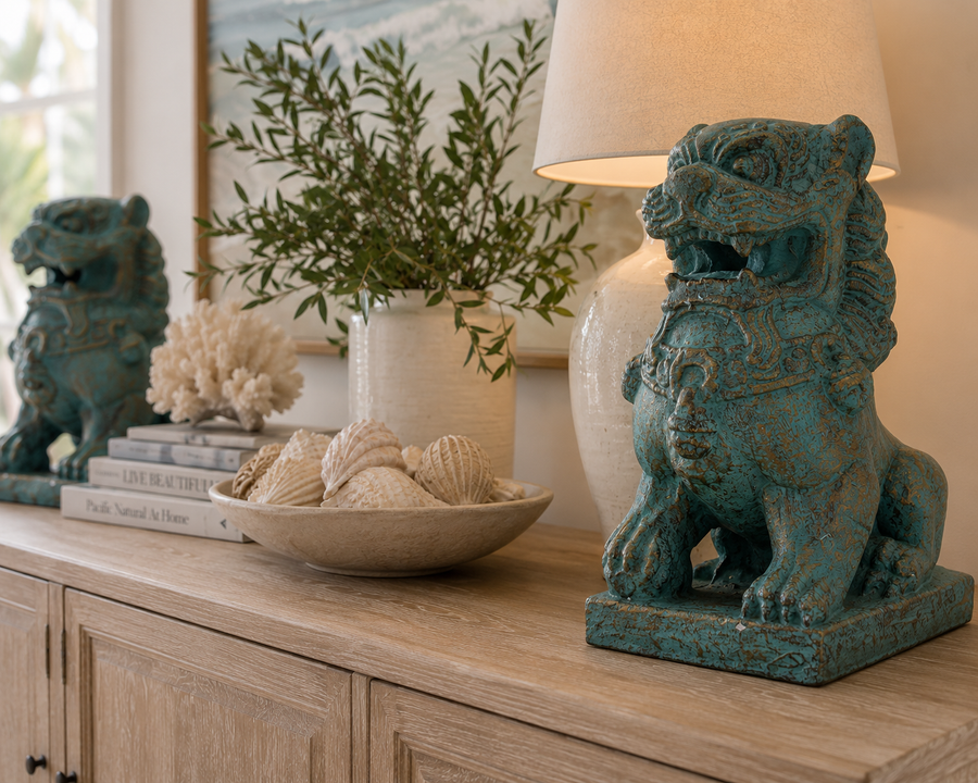 Sculptures & Decorative Accents