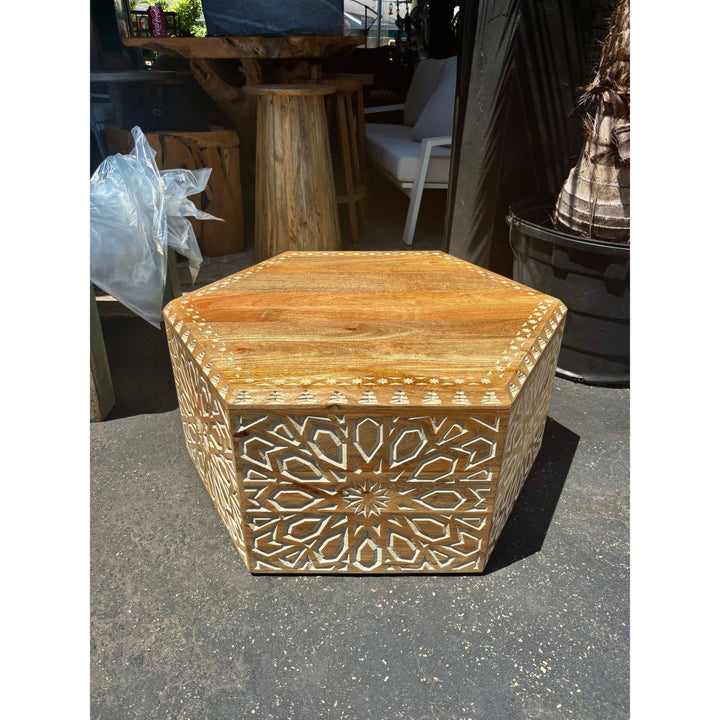 W/D Coffee Table - 35 x 35 x 16 in India Sourcing