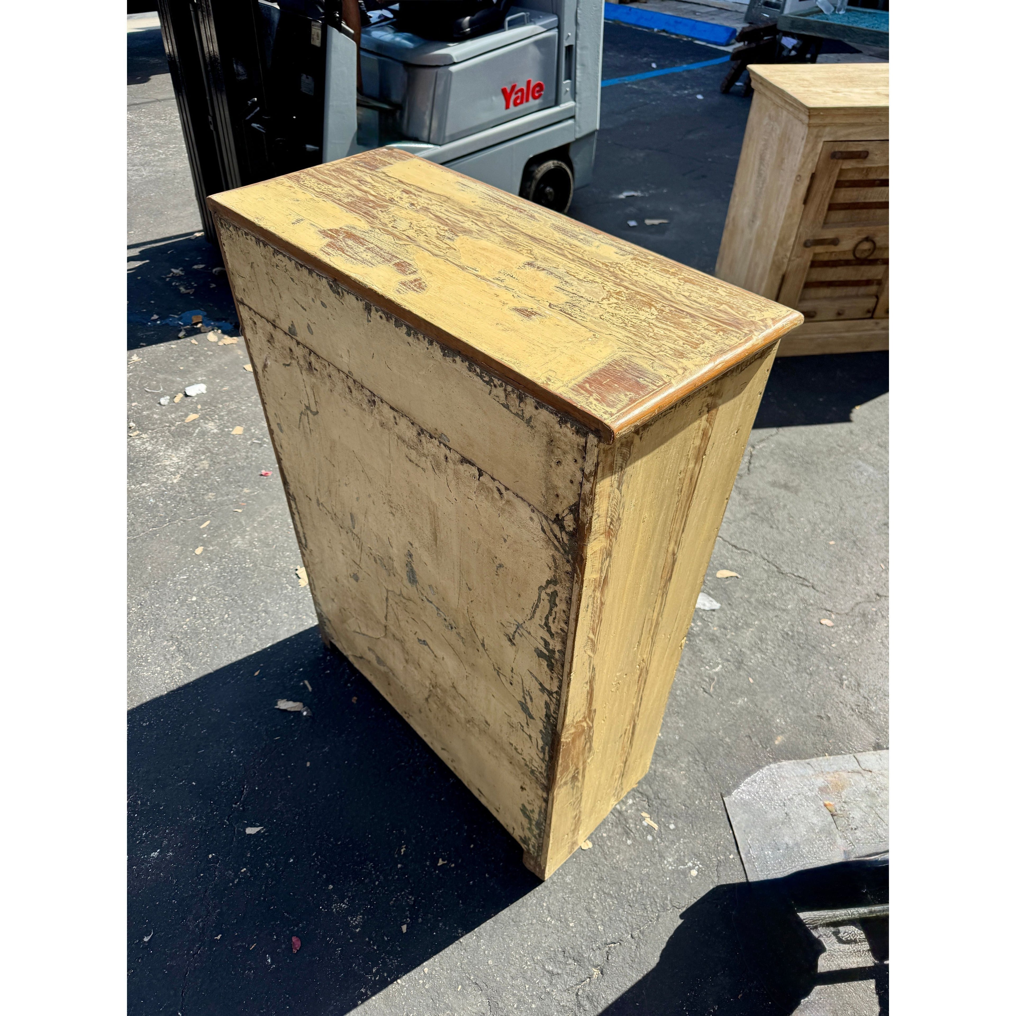 W/D Cabinet - 32 x 14 x 44 in India Sourcing