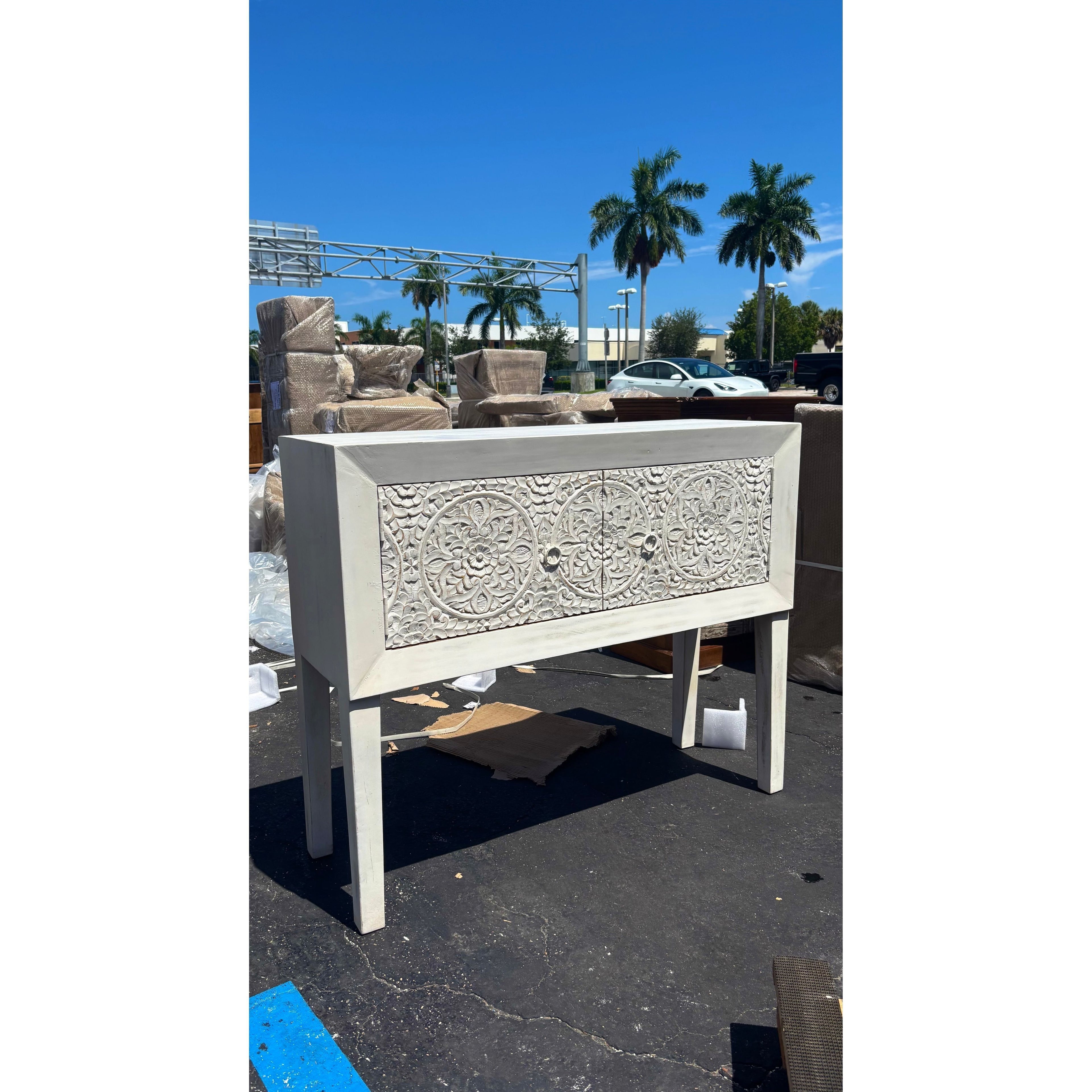 W/D Console Table - 47 x 16 x 39 in India Sourcing