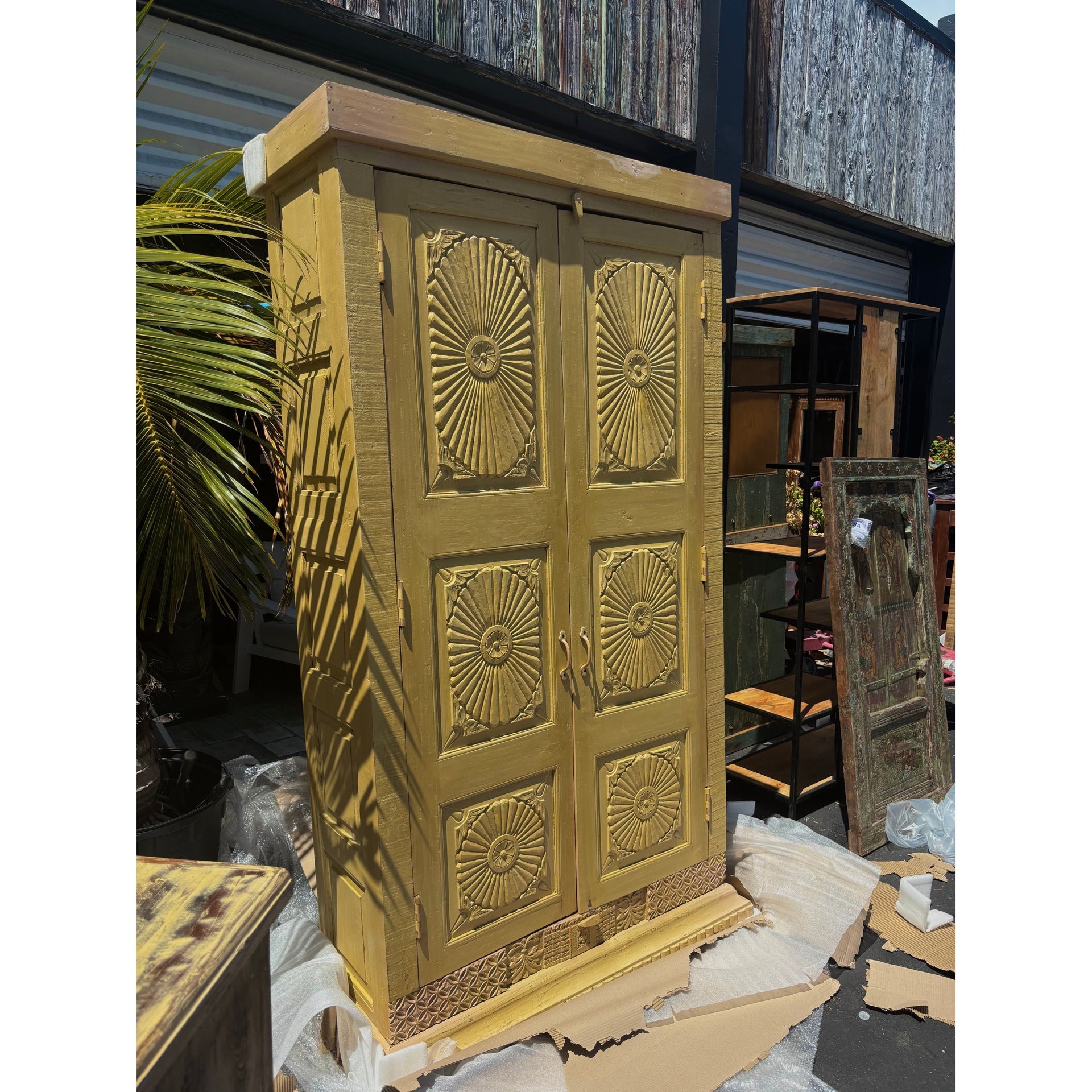 W/D Big Almirah - 49 x 19 x 87 in India Sourcing