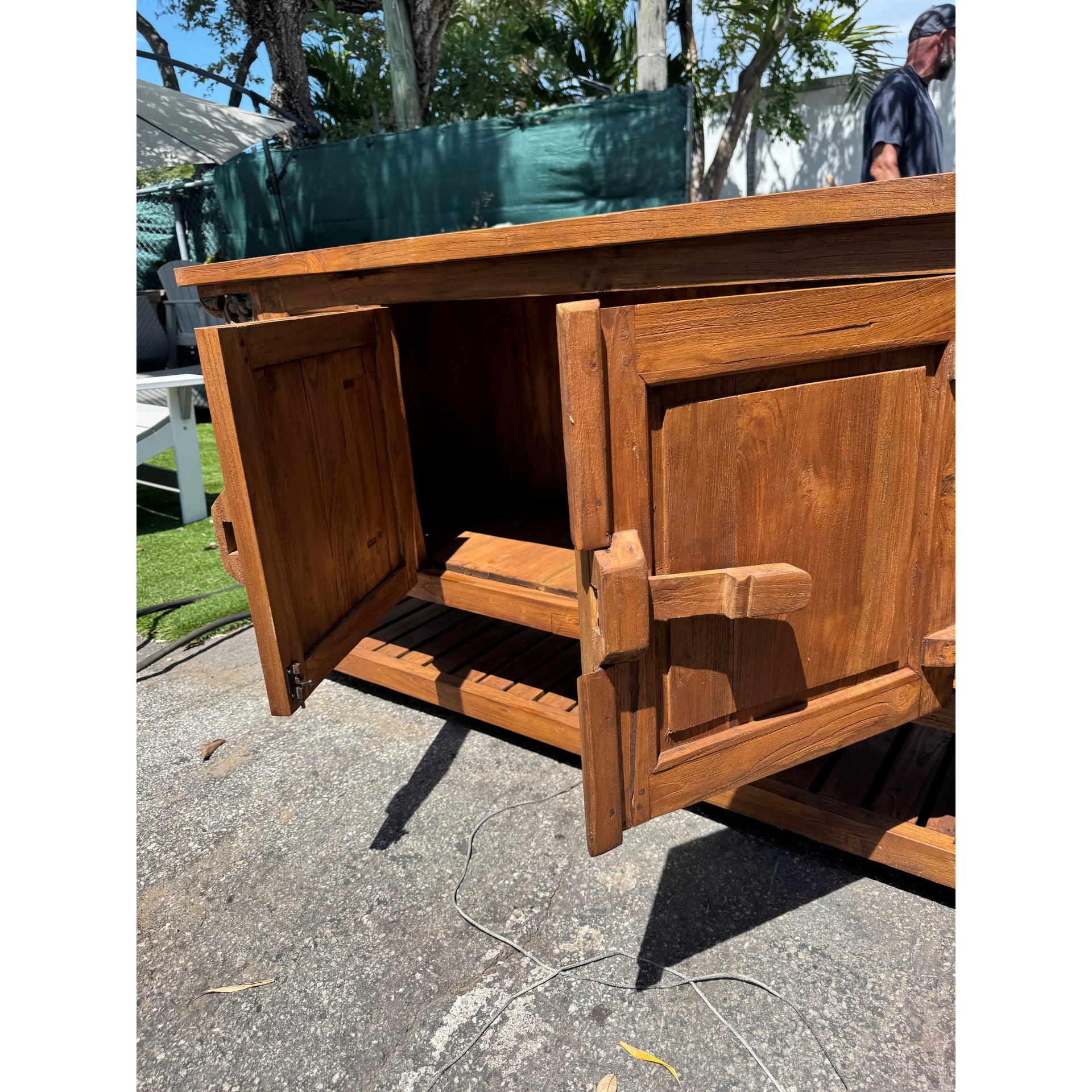 RECYCLED TEAK CONSOLE W/CARVING XL - B Anteak