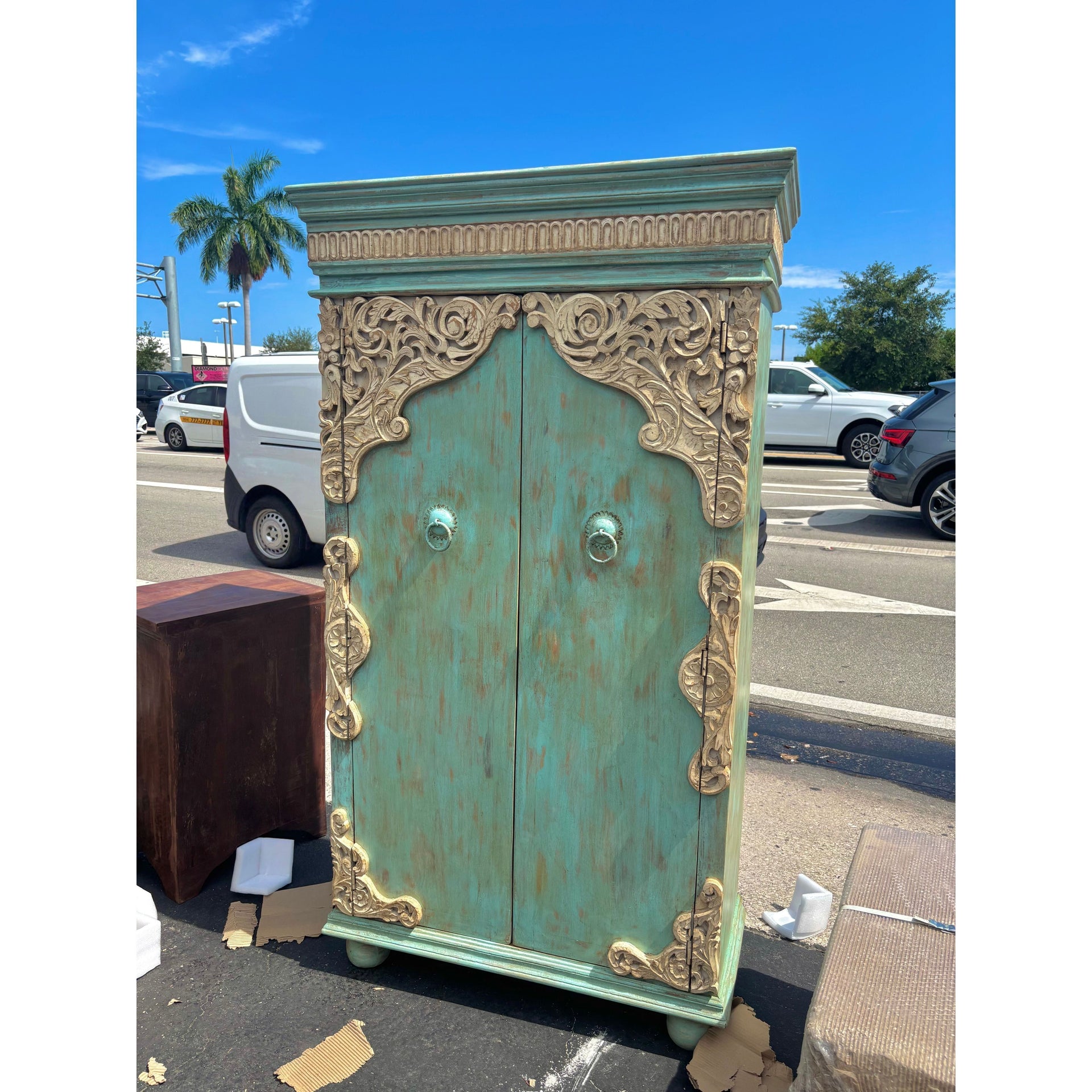 W/D Almirah - 39 x 18 x 71 in India Sourcing