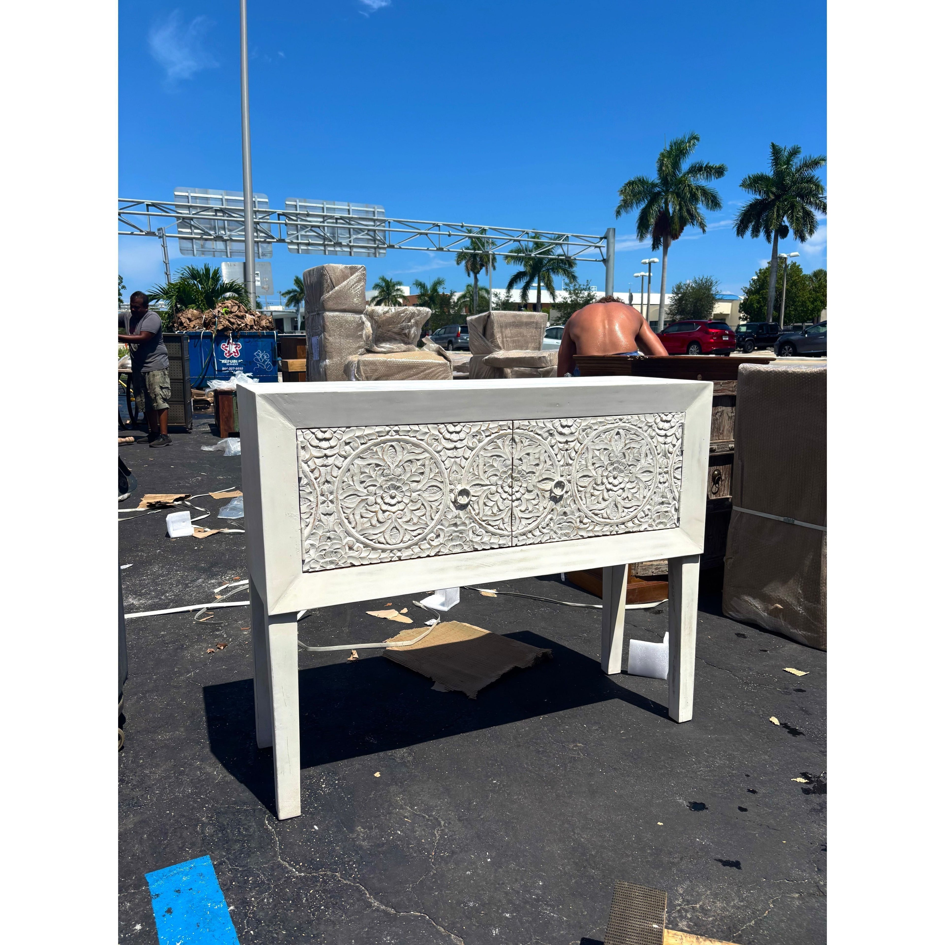 W/D Console Table - 47 x 16 x 39 in India Sourcing