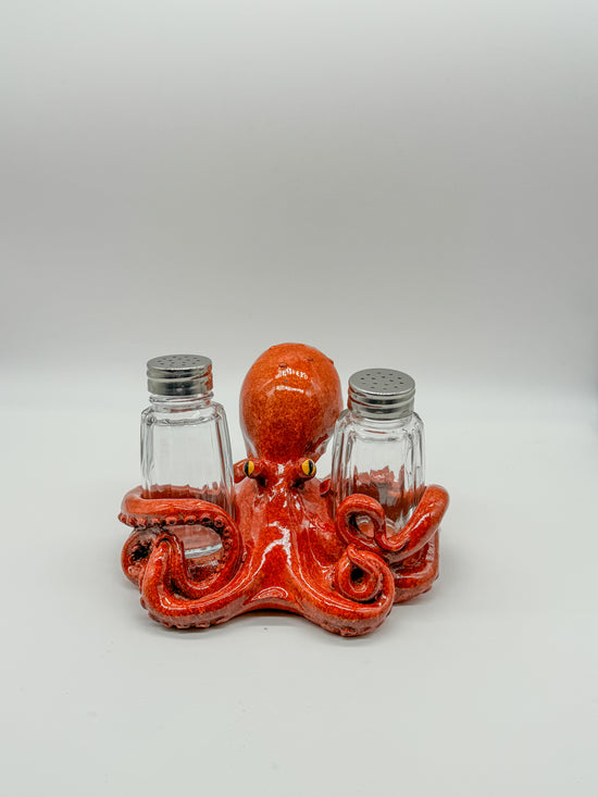 Octopus Salt & Pepper Shaker (Red)