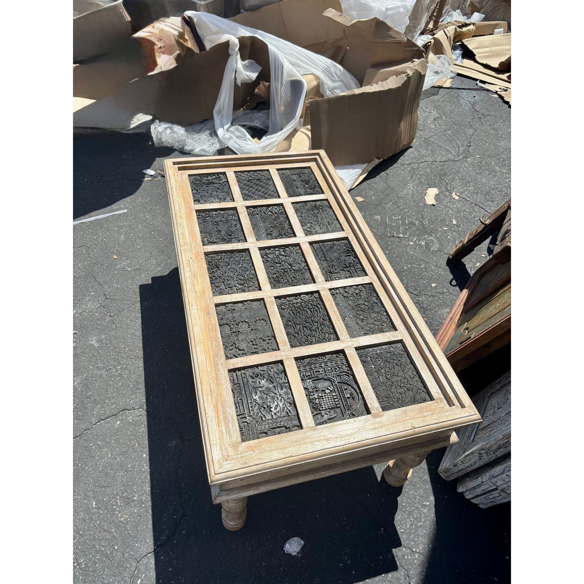W/D Coffee Table - 47 x 25 x 19 in India Sourcing