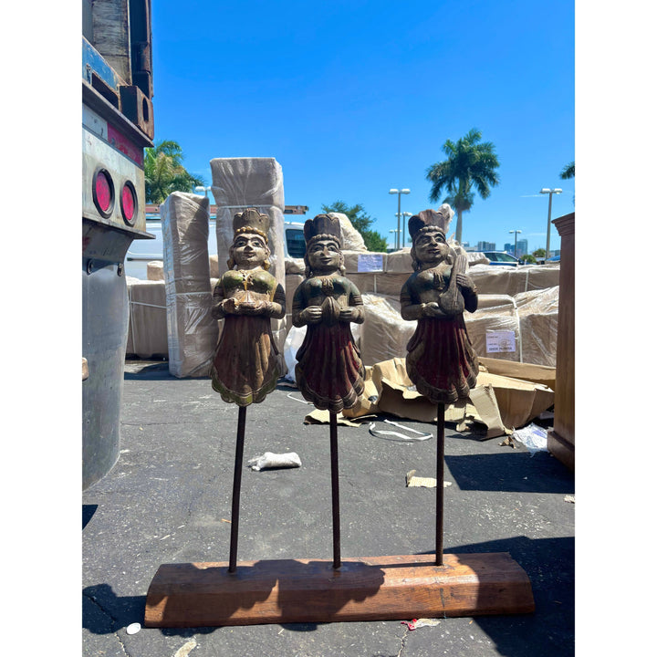 W/D  Statue - 33 x 7 x 35 in India Sourcing