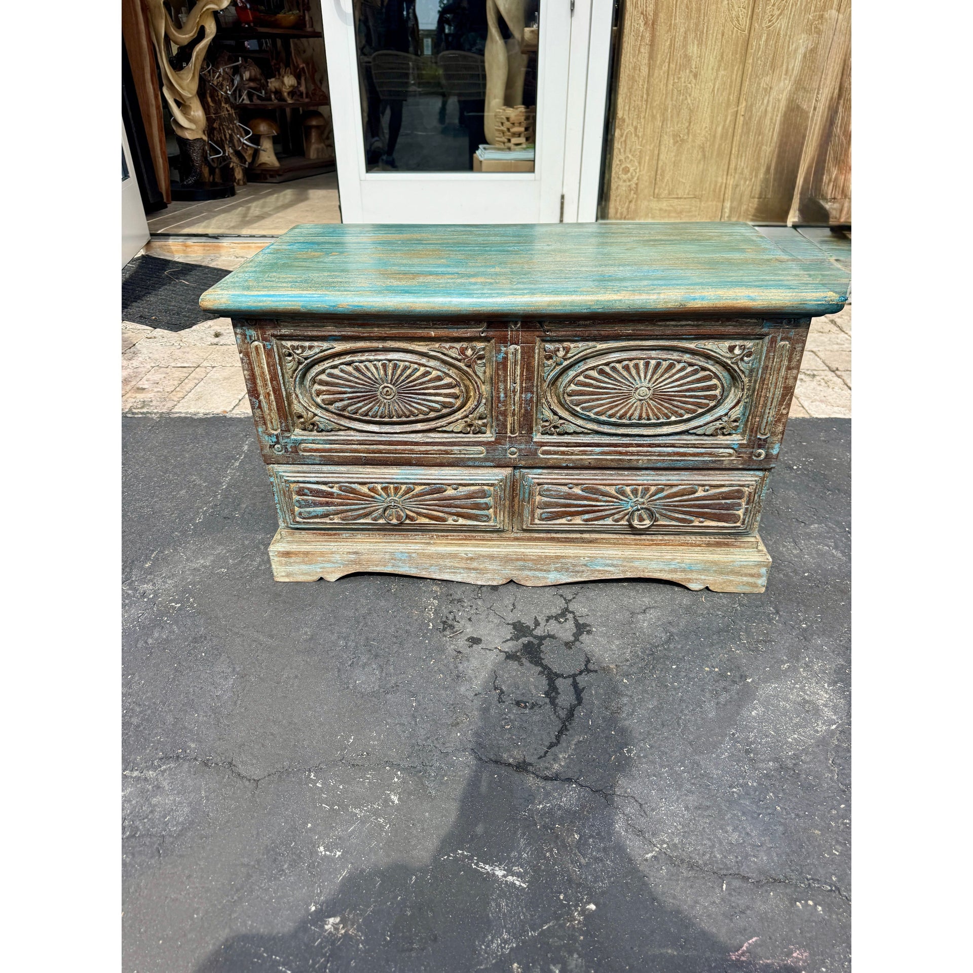 W/D Trunk - 31 x 16 x 19 in India Sourcing