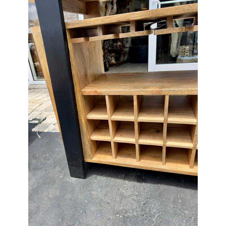 W/D Bar Counter - 47 x 20 x 39 in India Sourcing