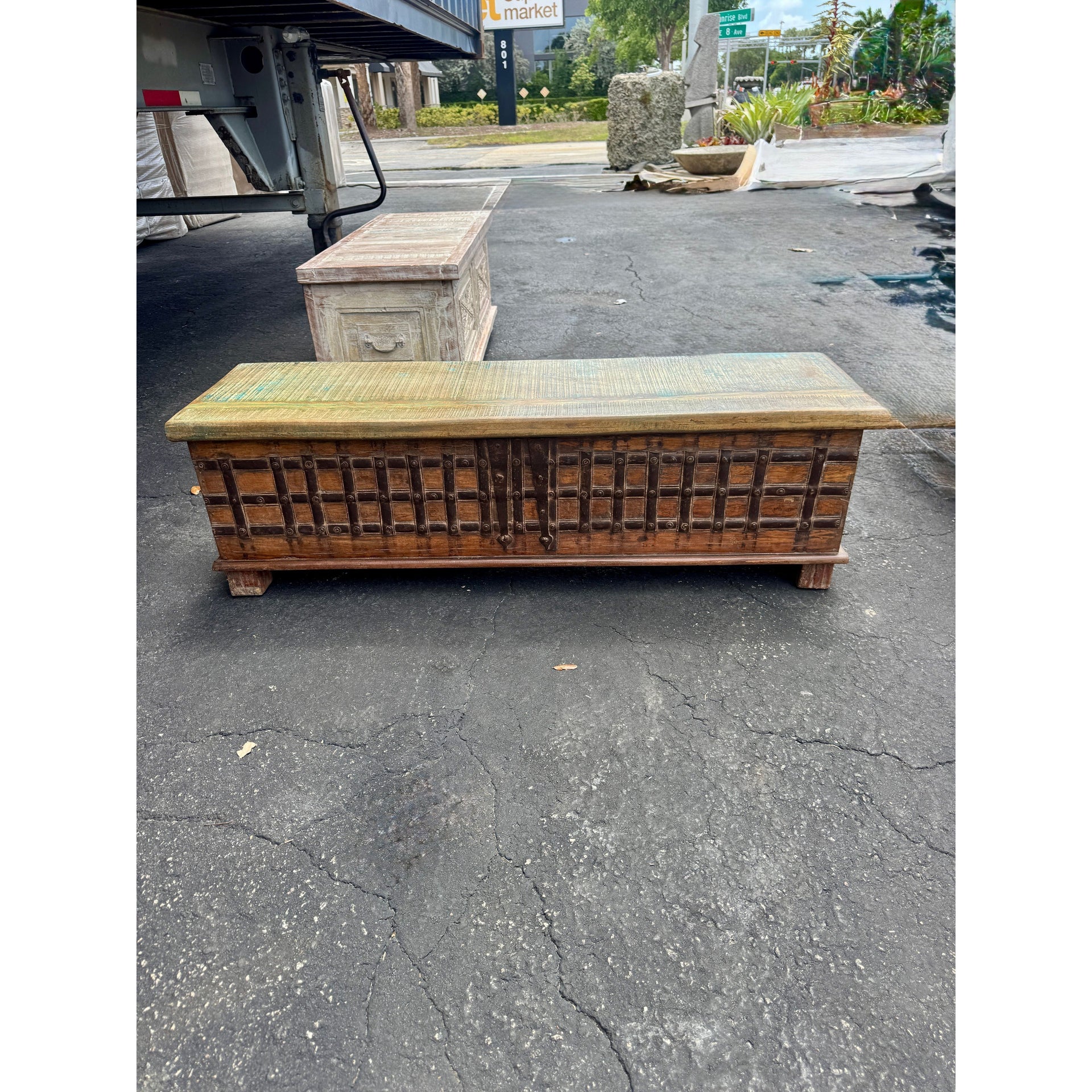 W/D Trunk - 50 x 15 x 15 in India Sourcing
