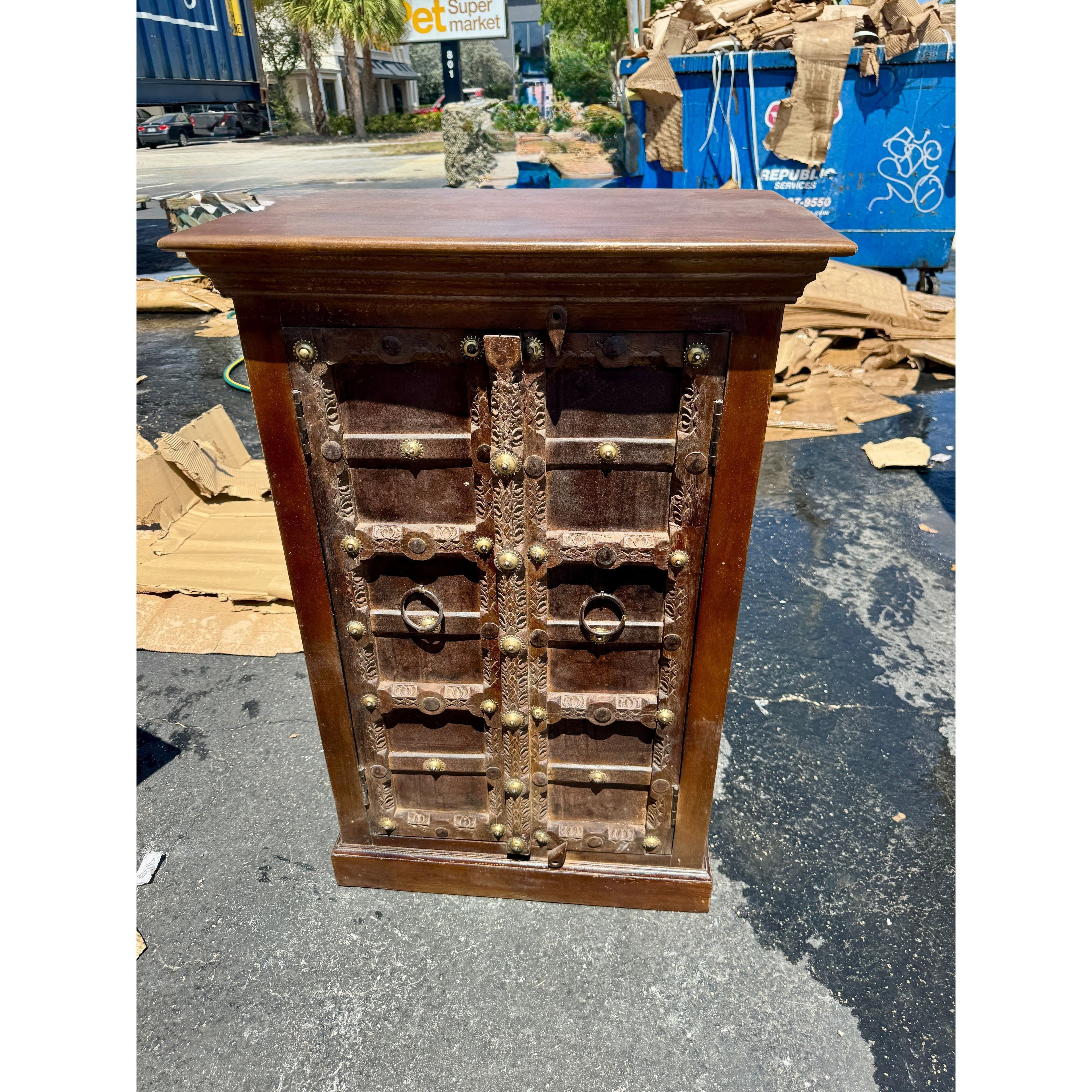 W/D Cabinet - 27 x 16 x 41 in India Sourcing