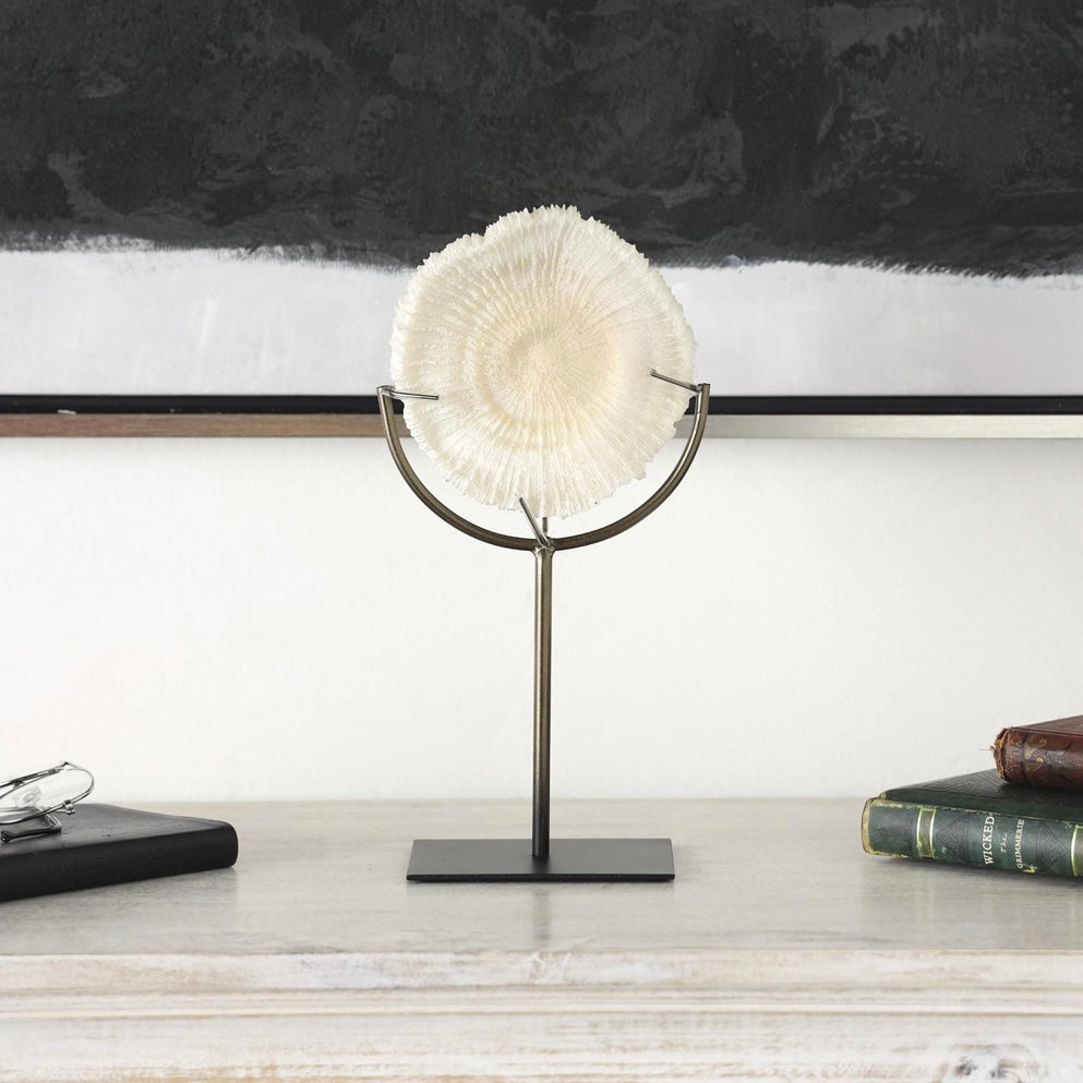 Polystone Coral on Stand UMA