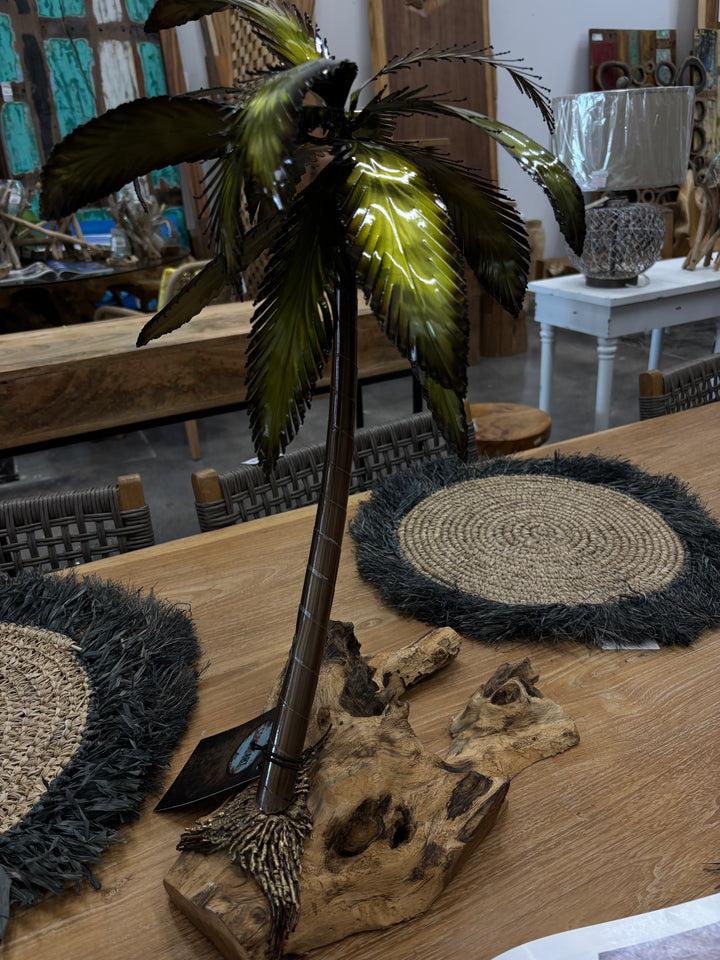 Single Palm Tree on Gamal Base copperart
