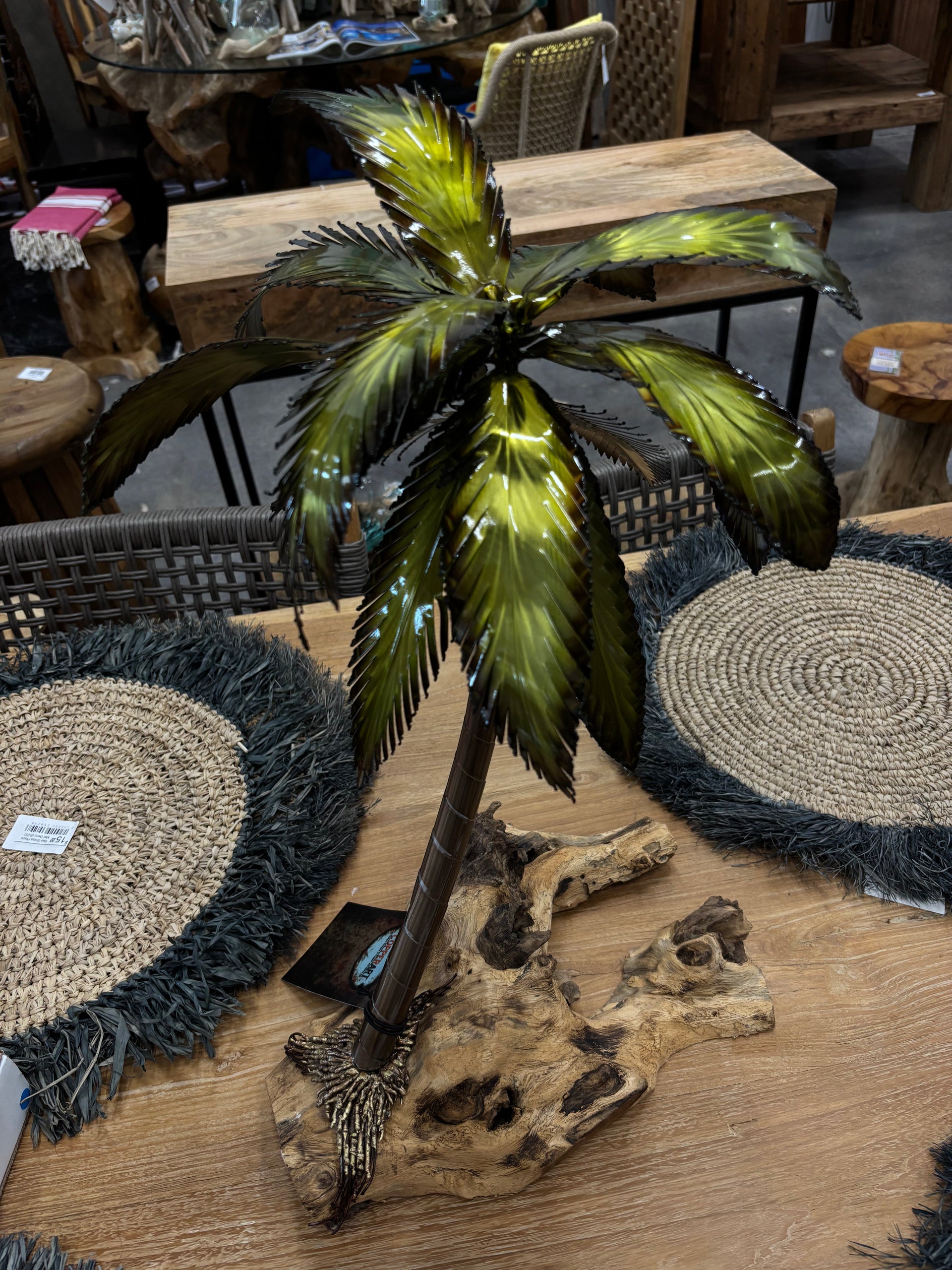 Single Palm Tree on Gamal Base copperart