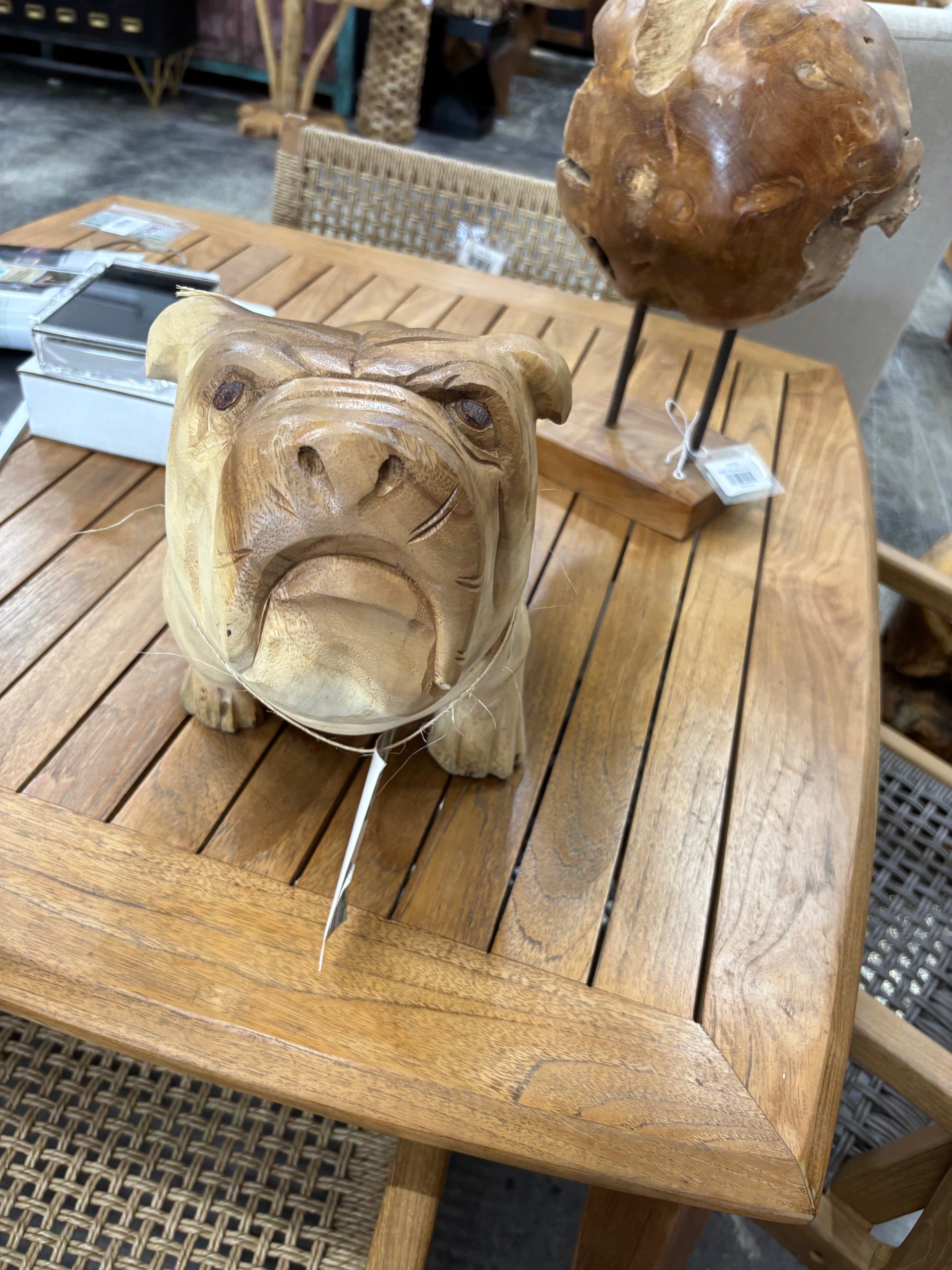 Teak Bulldog Anteak