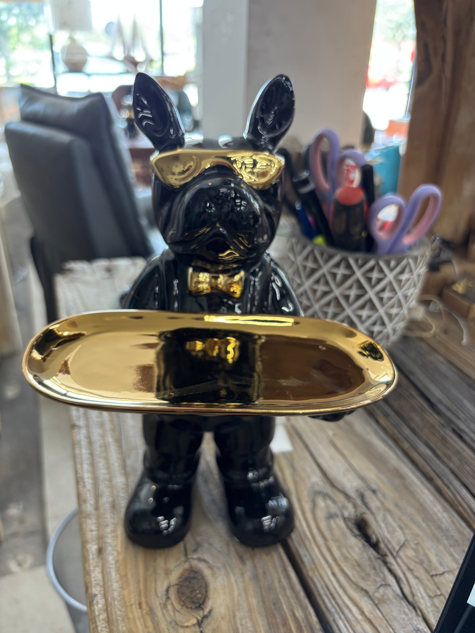 Black Ceramic Bulldog UMA