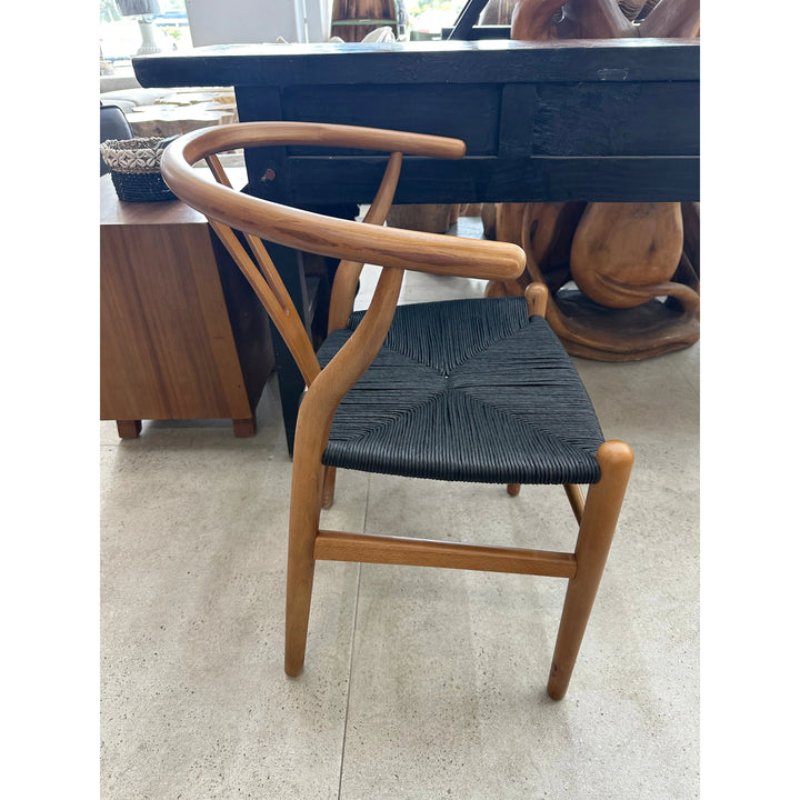 Classic Wishbone Dining Chair Primitive Collection