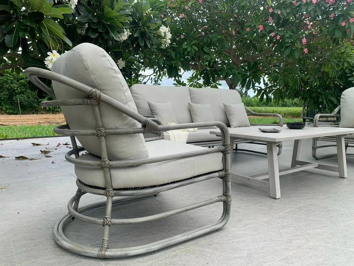Dove 4-Piece Outdoor Set Panama Jack