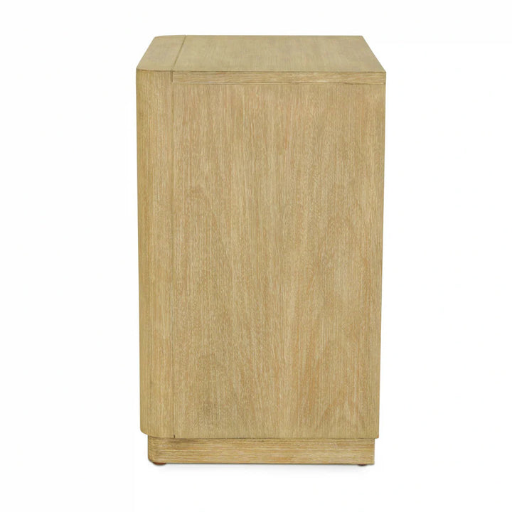 Hyde Park 2 Drawer Nightstand Lineage